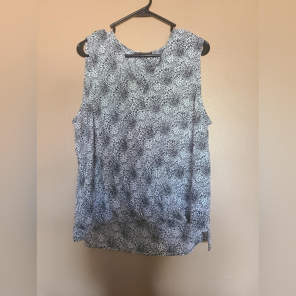 Adrianna Papell Black and White Animal Print Faux Wrap Sleeveless Top Wmns XL